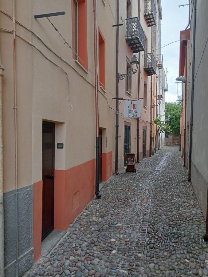 Casa Tildepino Davanti Al Fiume Temo Locazione Turistica Bosa Exterior foto